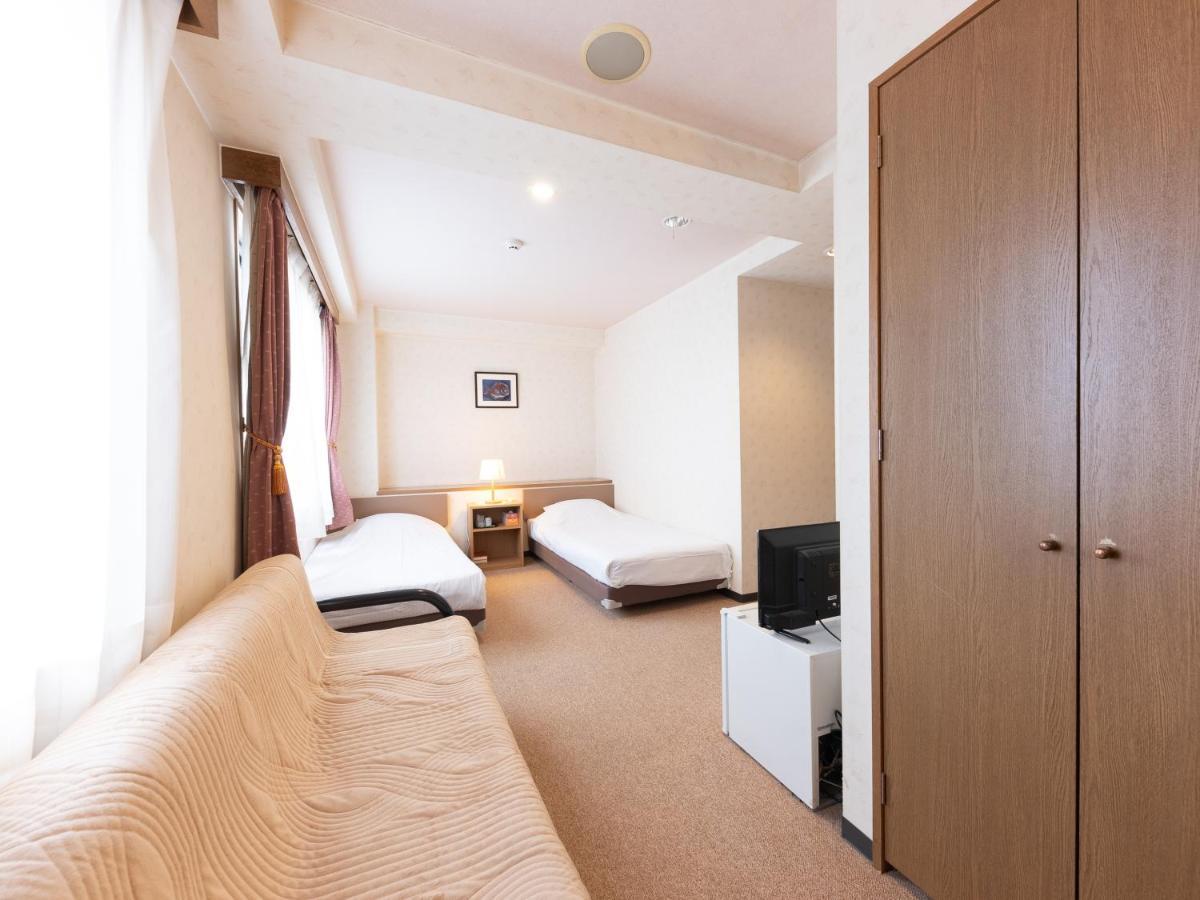 Tabist Business Hotel R Side Kanazava Kültér fotó